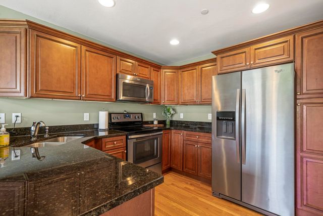 23 Cabernet Dr Unit 3, Concord, NH 03303