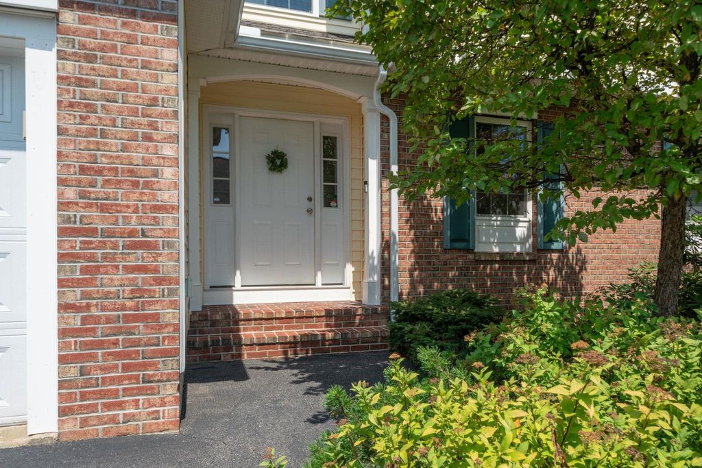 23 Cabernet Dr Unit 3, Concord, NH 03303