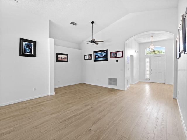 837 GRAND HUGHEY COURT, Apopka, FL 32712