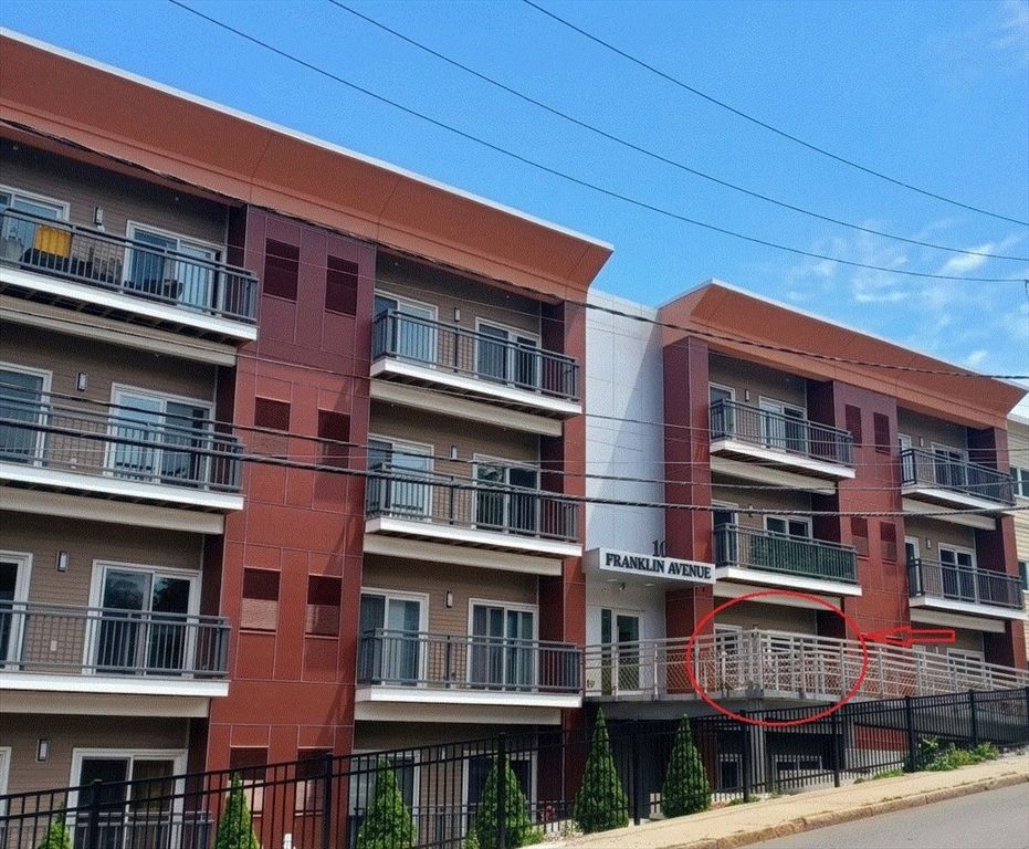 10 Franklin Ave 204, Revere, MA 02151