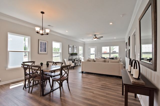 412 Stratford Station Dr, Lebanon, TN 37087