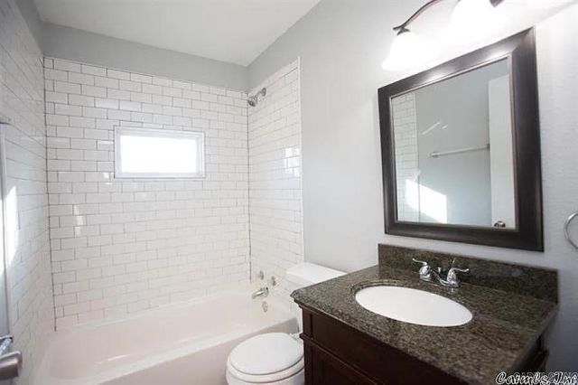 15 Eaton Dr Drive, Little Rock, AR 72209