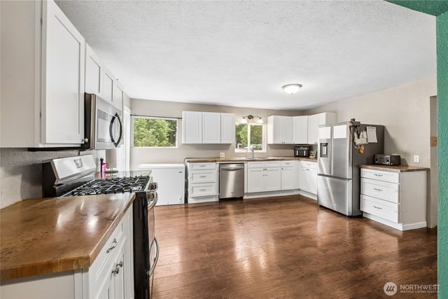 222 S 10th Street, Shelton, WA 98584