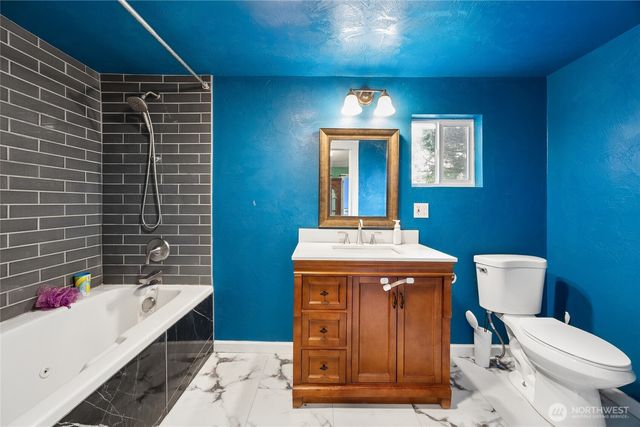 222 S 10th Street, Shelton, WA 98584