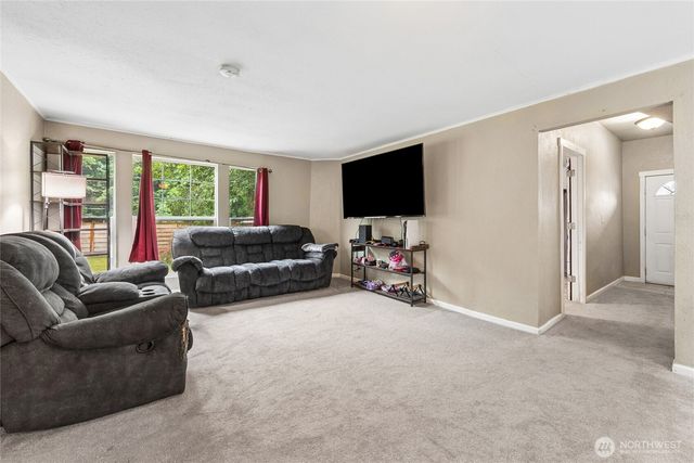 222 S 10th Street, Shelton, WA 98584