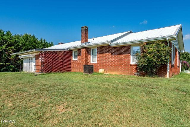 1085 Old Stage Road, Rogersville, TN 37857