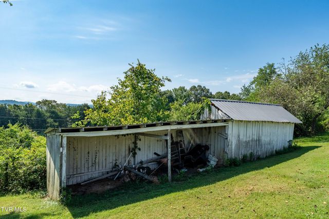 1085 Old Stage Road, Rogersville, TN 37857