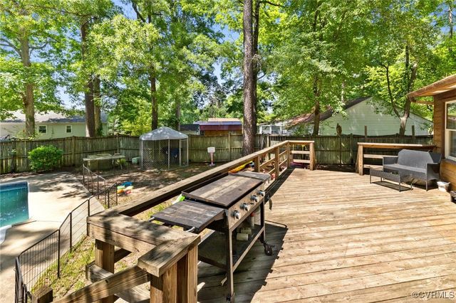 19504 Walker Ave, Chesterfield, VA 23834