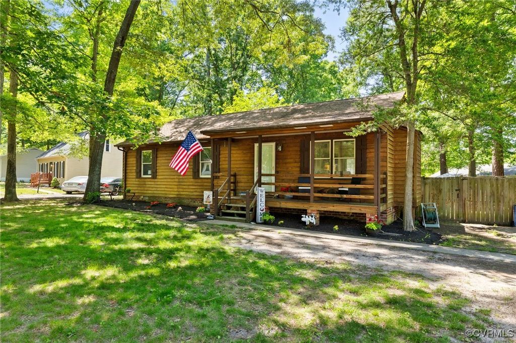 19504 Walker Ave, Chesterfield, VA 23834