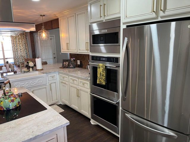 1492 Co Rd 135, Plainview, TX 79072