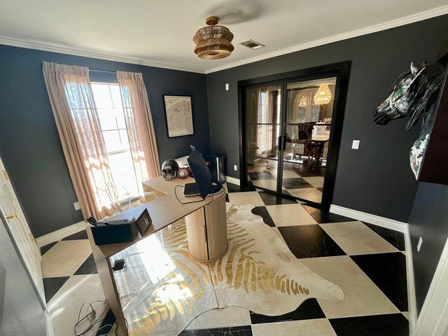 1492 Co Rd 135, Plainview, TX 79072