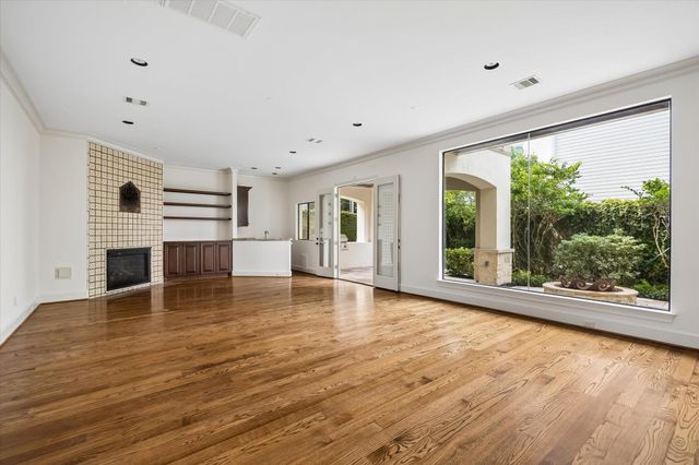 2246 Branard Street, Houston, TX 77098