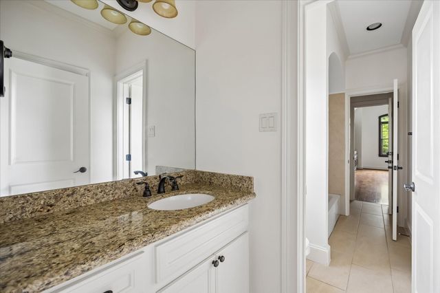 2246 Branard Street, Houston, TX 77098