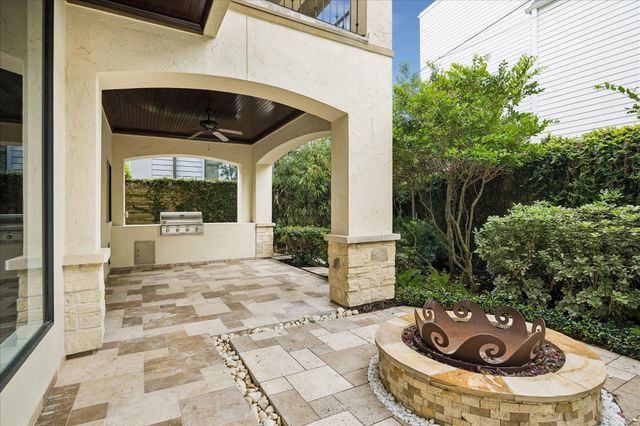 2246 Branard Street, Houston, TX 77098