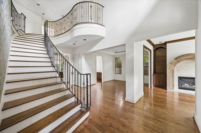 2246 Branard Street, Houston, TX 77098