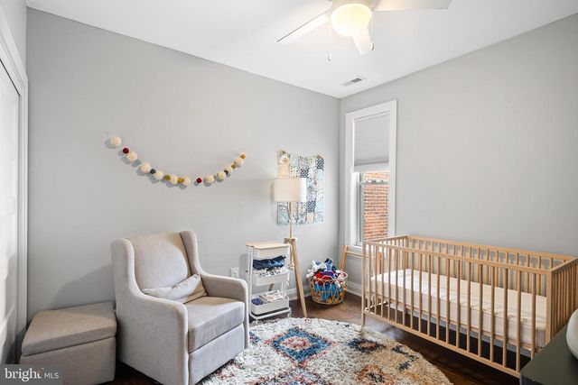 866 CORINTHIAN AVE, Philadelphia, PA 19130