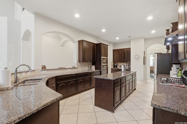 113 Misty Dawn, Castroville, TX 78009