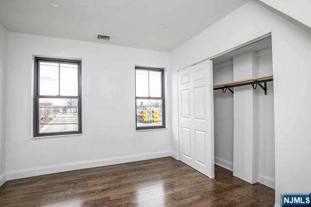59 Liberty Street, Little Ferry, NJ 07643