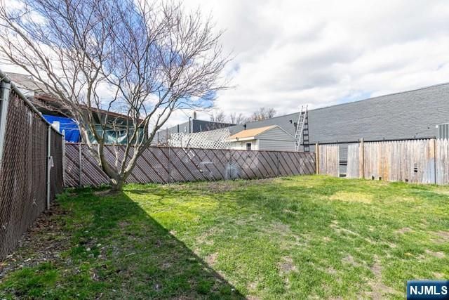 59 Liberty Street, Little Ferry, NJ 07643