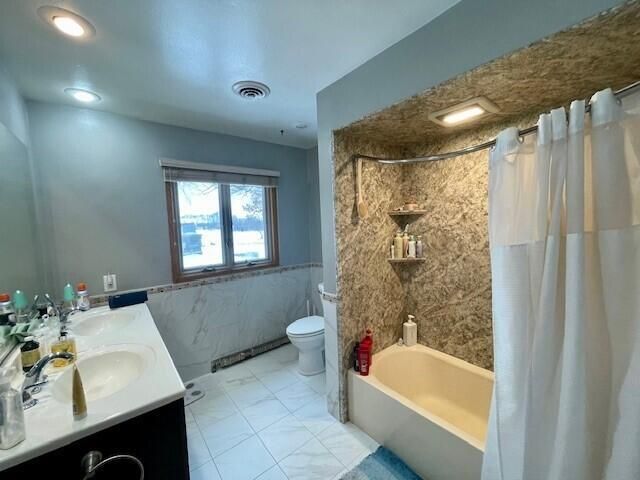 S103W19367 Kelsey DRIVE, Muskego, WI 53150