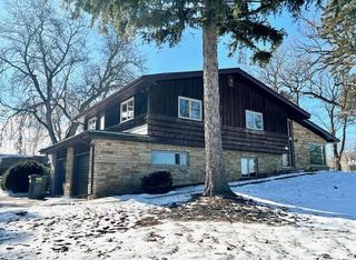 S103W19367 Kelsey DRIVE, Muskego, WI 53150
