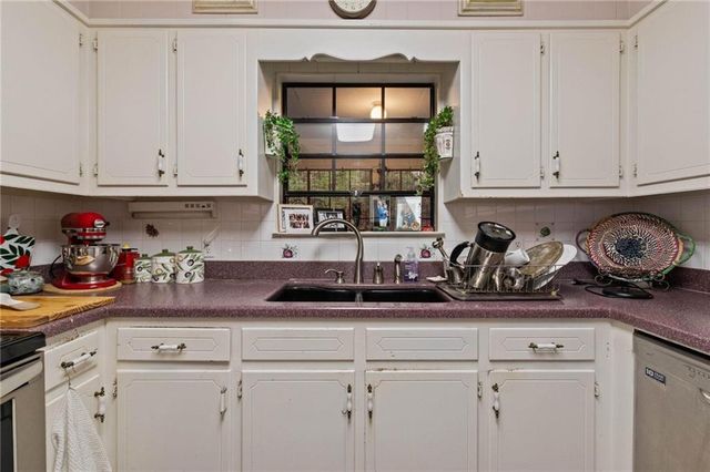 21420 West Boulevard, Silverhill, AL 36576