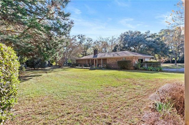 21420 West Boulevard, Silverhill, AL 36576