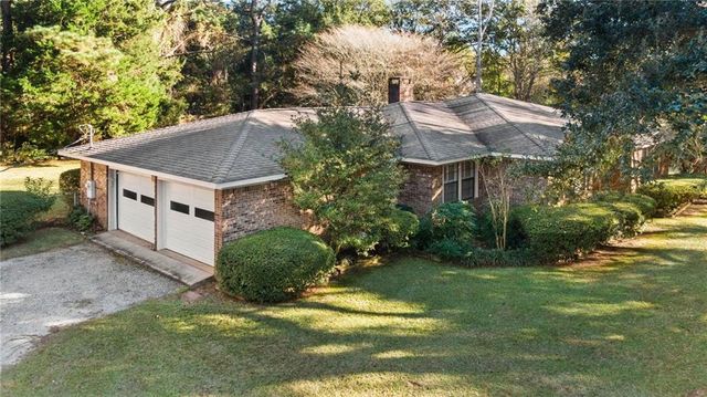 21420 West Boulevard, Silverhill, AL 36576