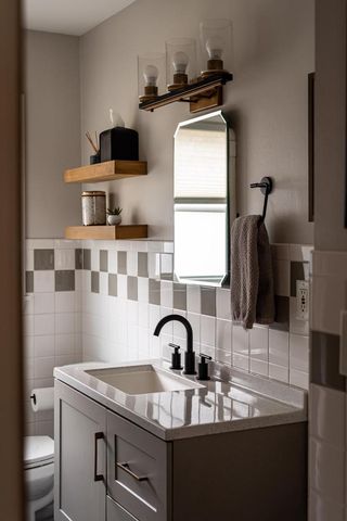 1129 3rd AVENUE, Grafton, WI 53024