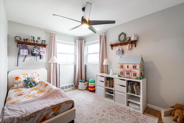 1129 3rd AVENUE, Grafton, WI 53024