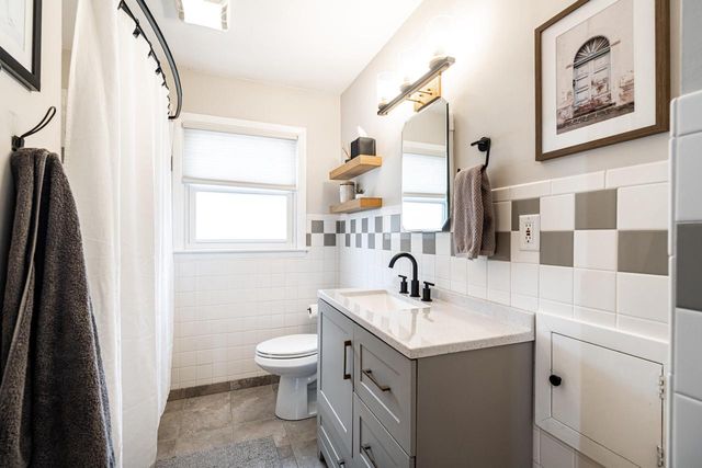 1129 3rd AVENUE, Grafton, WI 53024