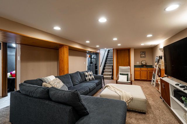 1129 3rd AVENUE, Grafton, WI 53024