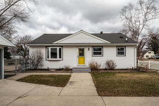 1129 3rd AVENUE, Grafton, WI 53024