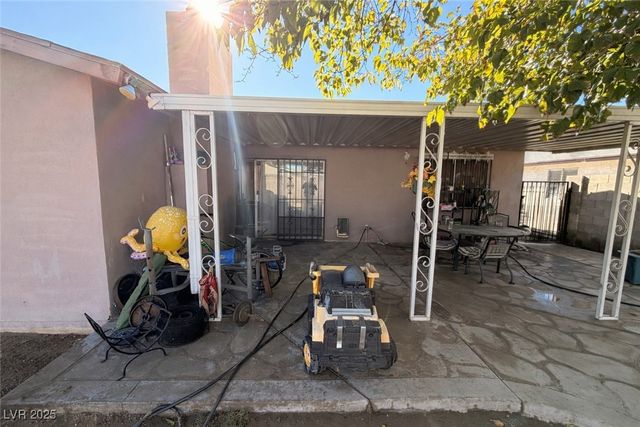 2225 Brady Avenue, Las Vegas, NV 89101