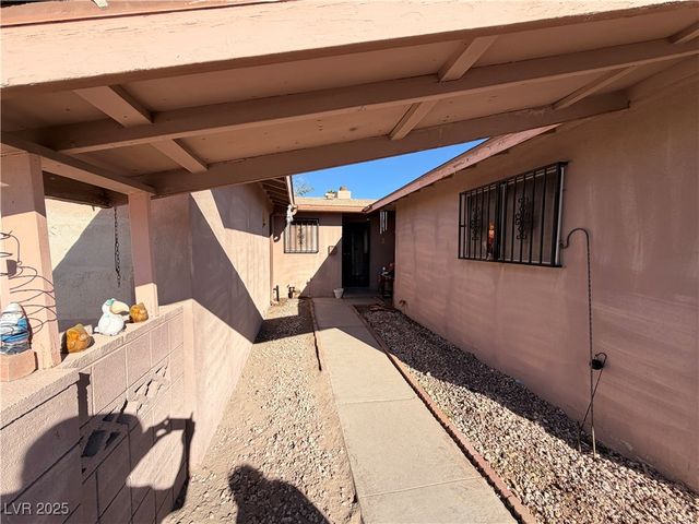 2225 Brady Avenue, Las Vegas, NV 89101