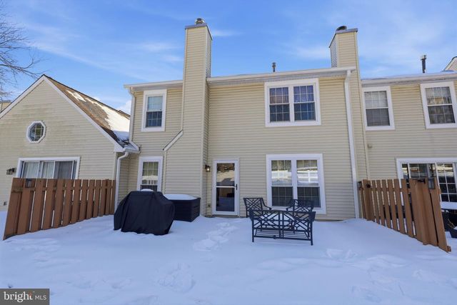 1707 FREDENDALL CIR, Southampton, PA 18966