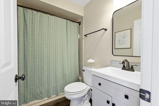 1707 FREDENDALL CIR, Southampton, PA 18966