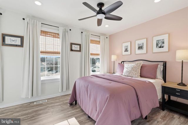 1707 FREDENDALL CIR, Southampton, PA 18966