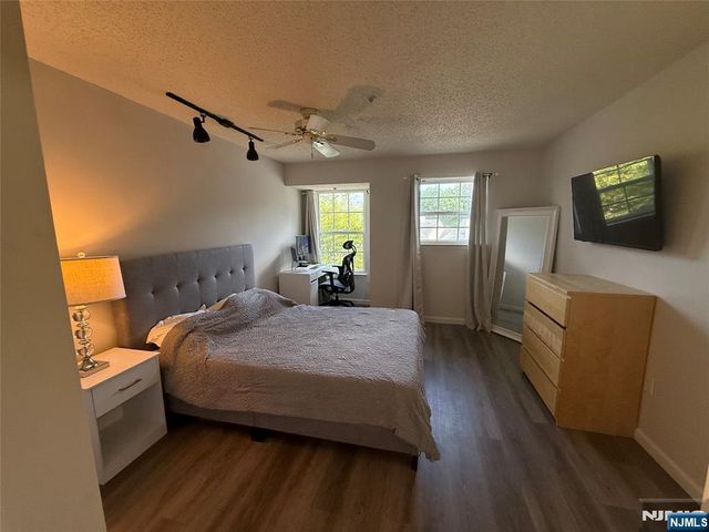 1186 Richmond Road, Mahwah, NJ 07430