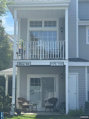 1186 Richmond Road, Mahwah, NJ 07430