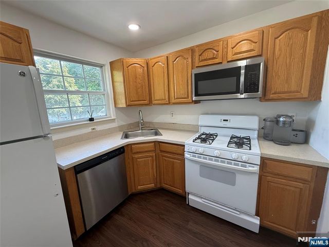 1186 Richmond Road, Mahwah, NJ 07430