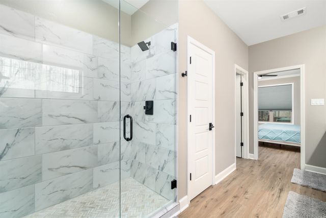 333 Maderas Drive, Hot Springs Village, AR 71909