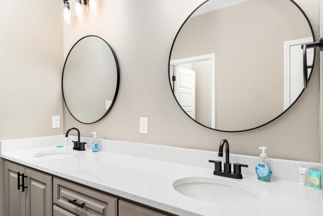 333 Maderas Drive, Hot Springs Village, AR 71909