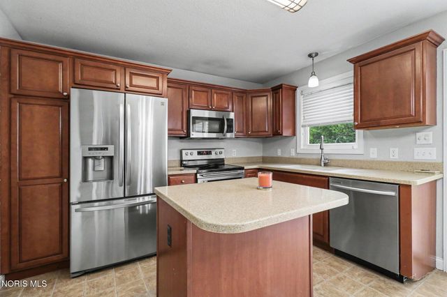 28565 Case Street, Millbury, OH 43447