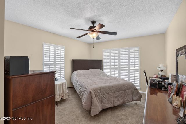 1350 SUMMIT OAKS Drive W, Jacksonville, FL 32221