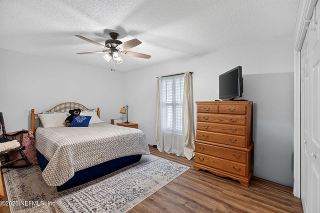 1350 SUMMIT OAKS Drive W, Jacksonville, FL 32221