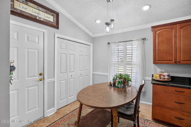 1350 SUMMIT OAKS Drive W, Jacksonville, FL 32221