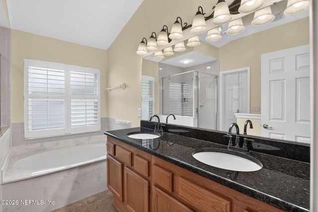 1350 SUMMIT OAKS Drive W, Jacksonville, FL 32221