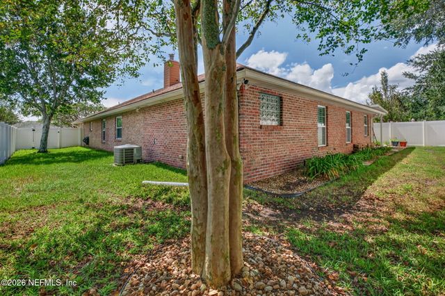1350 SUMMIT OAKS Drive W, Jacksonville, FL 32221