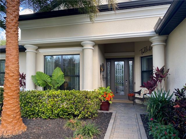 3000 Celadas CT, Fort Myers, FL 33905